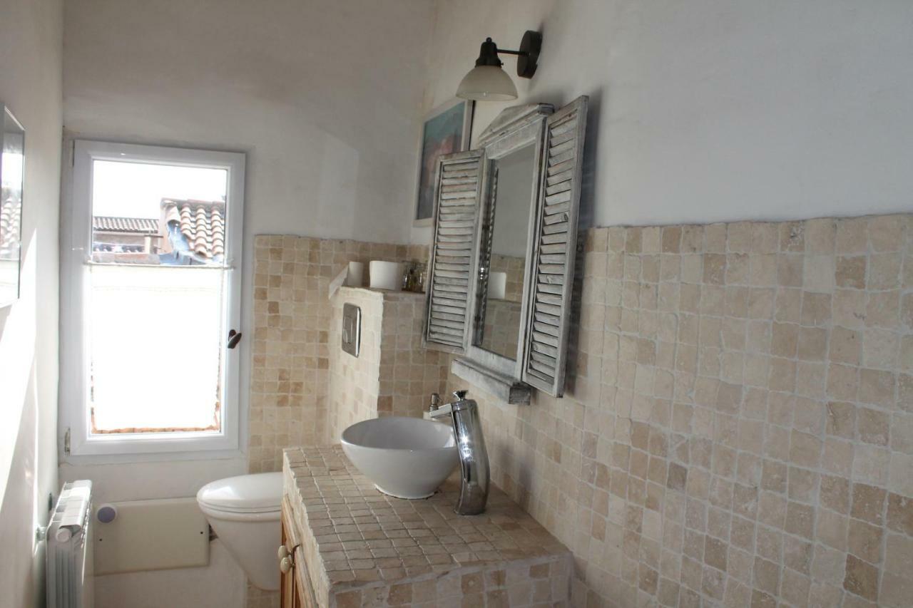 Апартаменты Duplex En Plein Centre Л'Иль-сюр-ла-Сорг Экстерьер фото